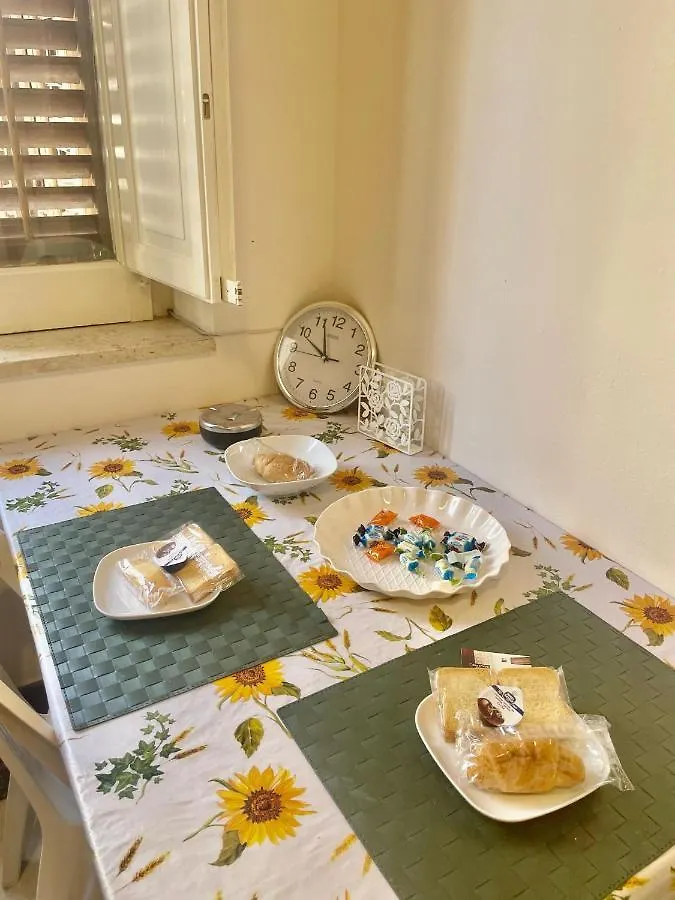 Apartament Dimora Di Maury A Due Passi Dai Trasporti E Da Ballaro Palerme