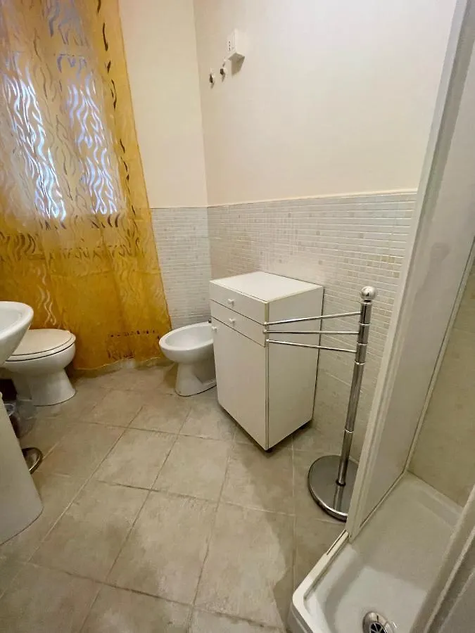 Apartament Dimora Di Maury A Due Passi Dai Trasporti E Da Ballaro 巴勒莫 意大利