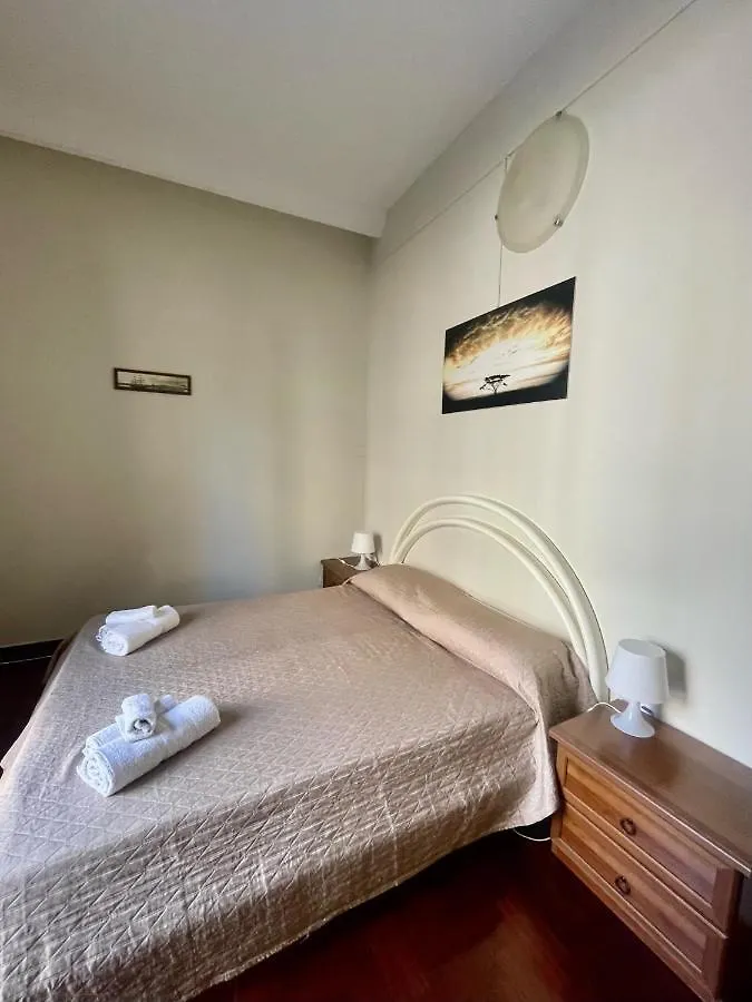 公寓 Apartament Dimora Di Maury A Due Passi Dai Trasporti E Da Ballaro 巴勒莫