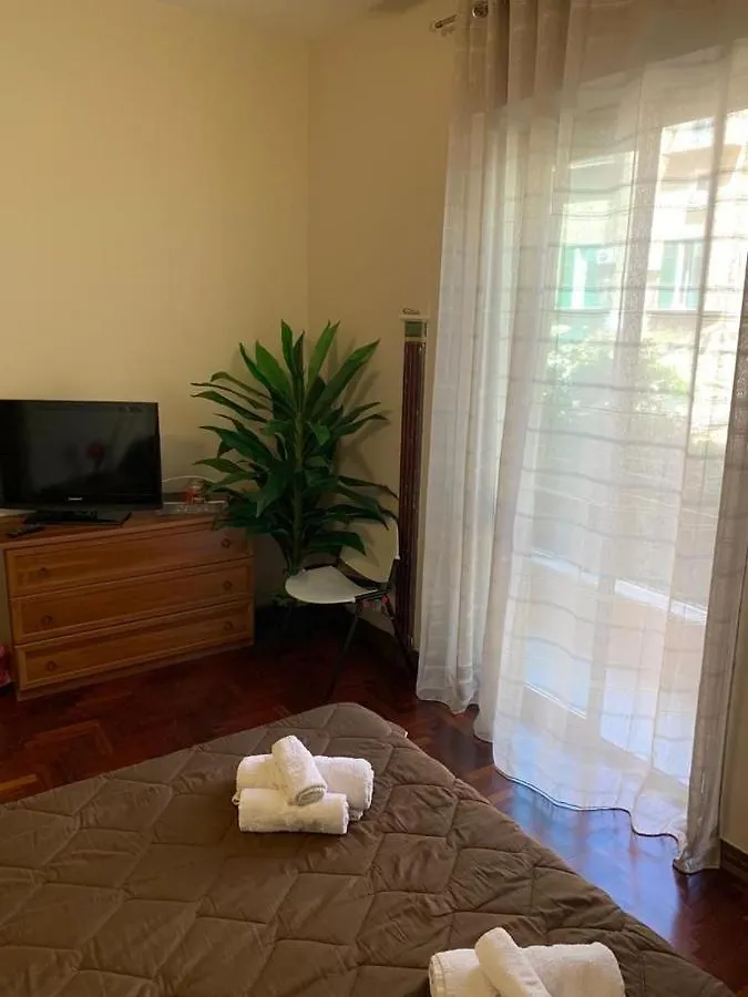 Appartement Apartament Dimora Di Maury A Due Passi Dai Trasporti E Da Ballaro Palerme Italie