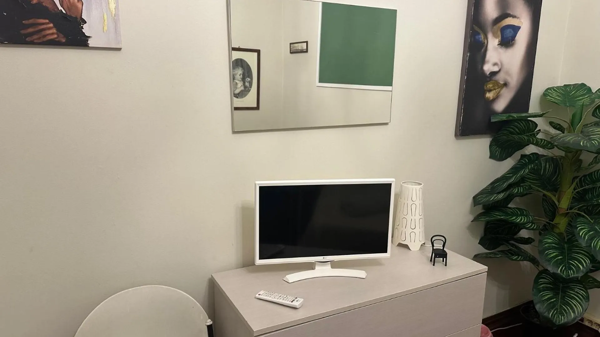 Appartement Apartament Dimora Di Maury A Due Passi Dai Trasporti E Da Ballaro Palerme