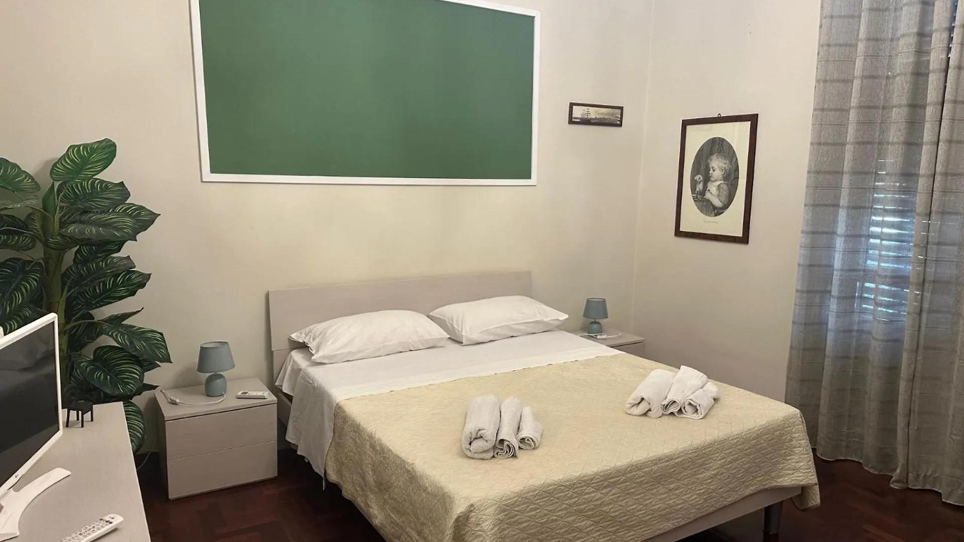 Apartament Dimora Di Maury A Due Passi Dai Trasporti E Da Ballaro Palerme 0*,
